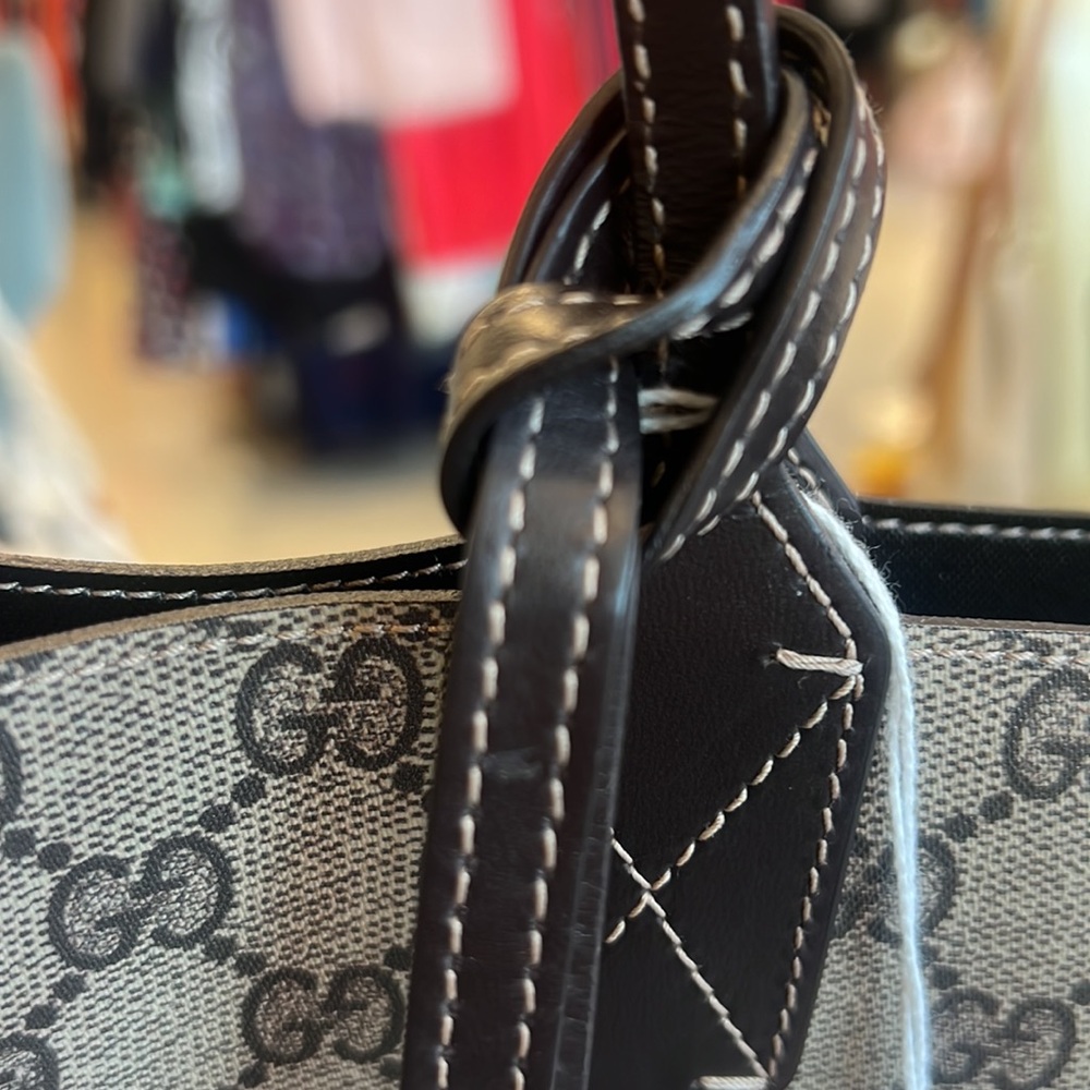 Gucci tote - Picture 6 of 14
